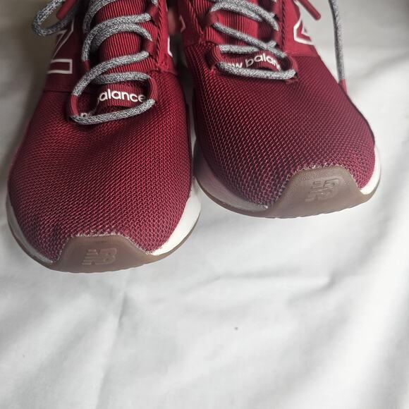 New Balance MEN\'S Fresh Foam Roav Sneakers SZ 8 Dark Red/Grey Running Activewear main image 3